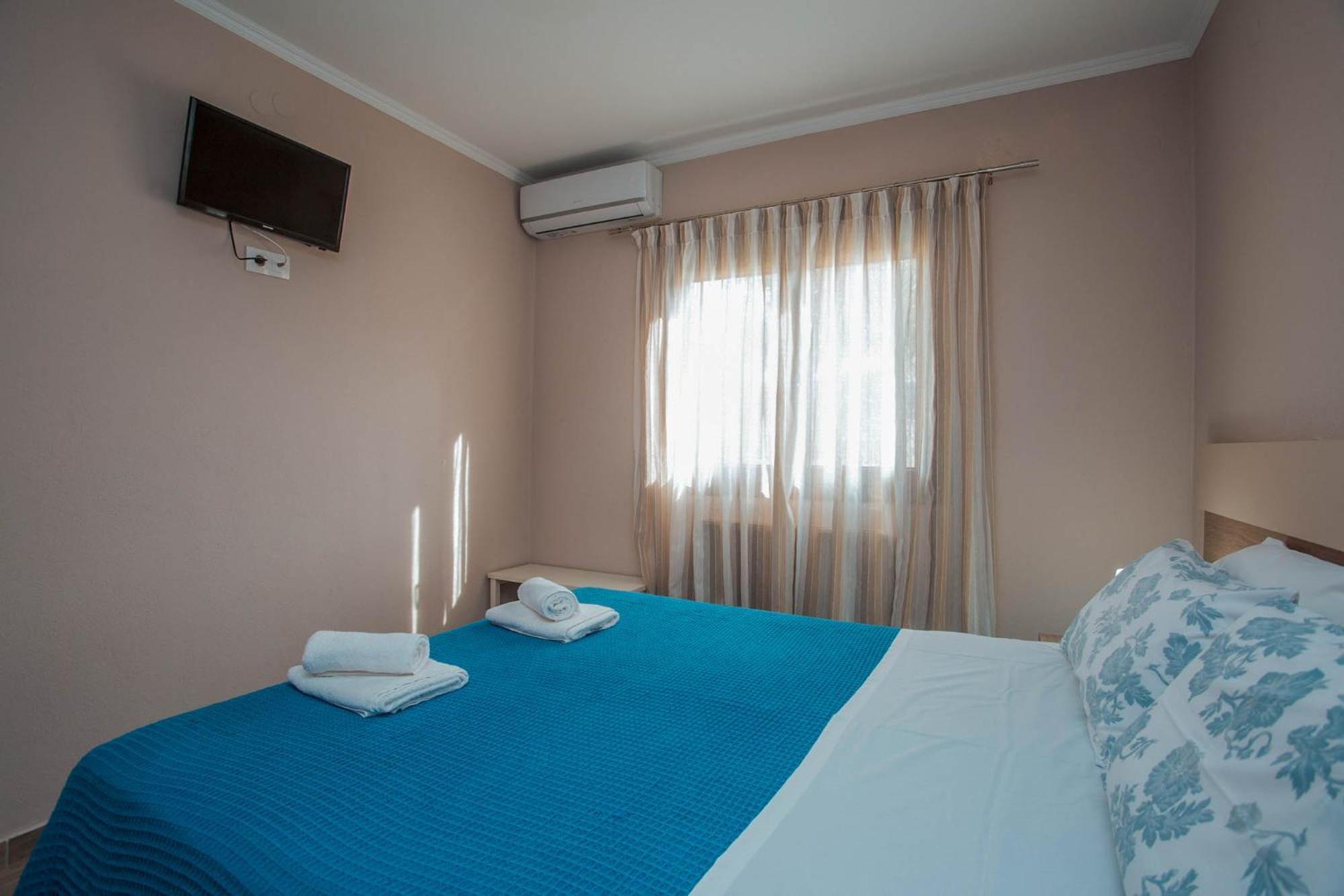 House Christina Apartment Вурвуру Екстериор снимка