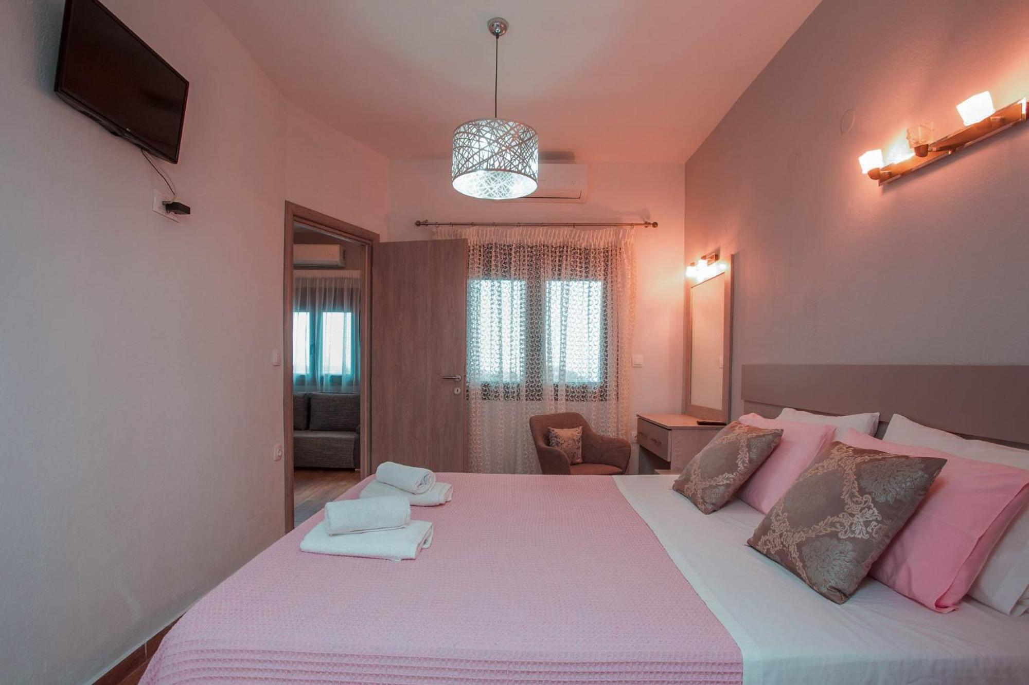 House Christina Apartment Вурвуру Екстериор снимка