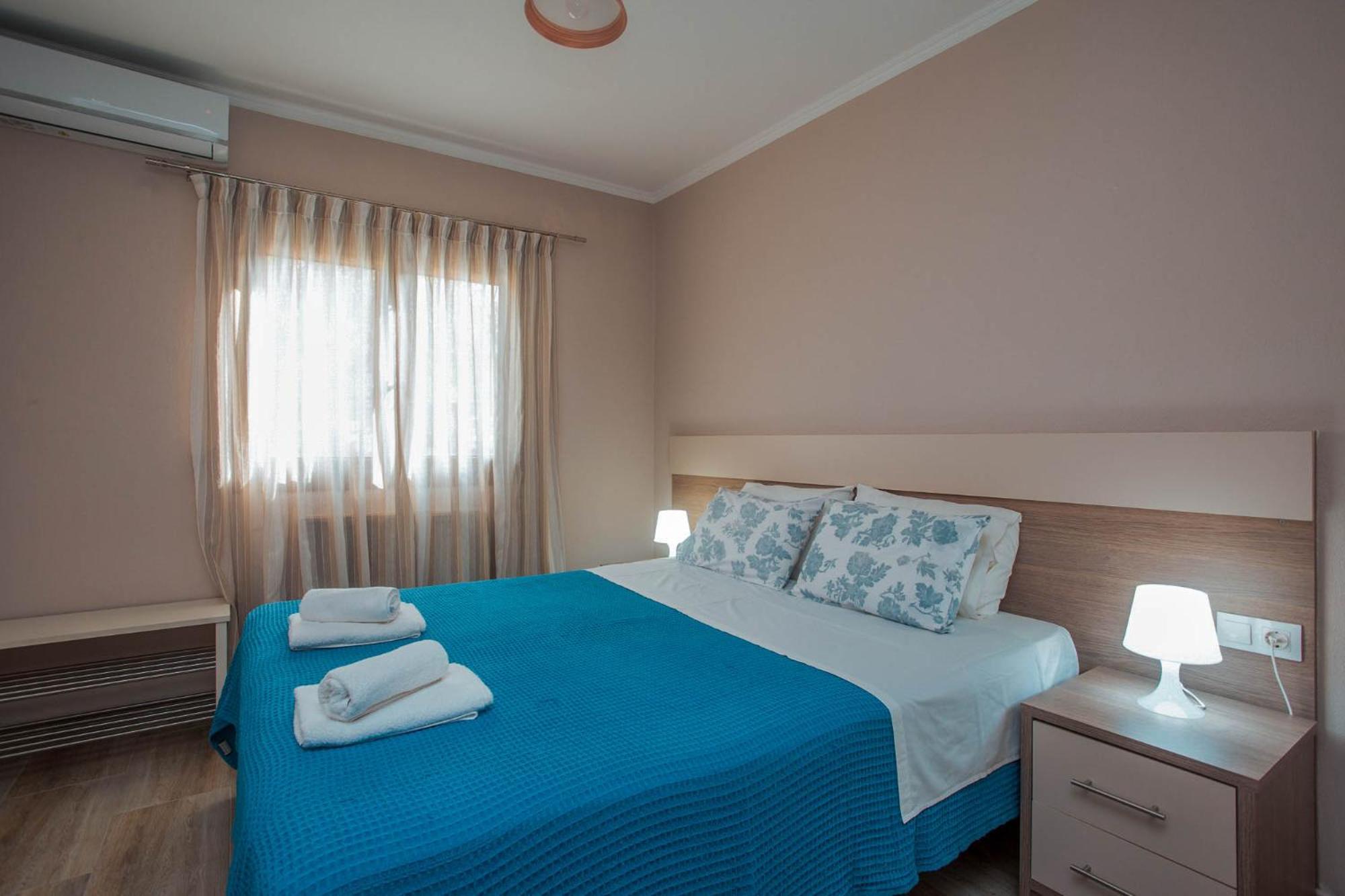 House Christina Apartment Вурвуру Екстериор снимка