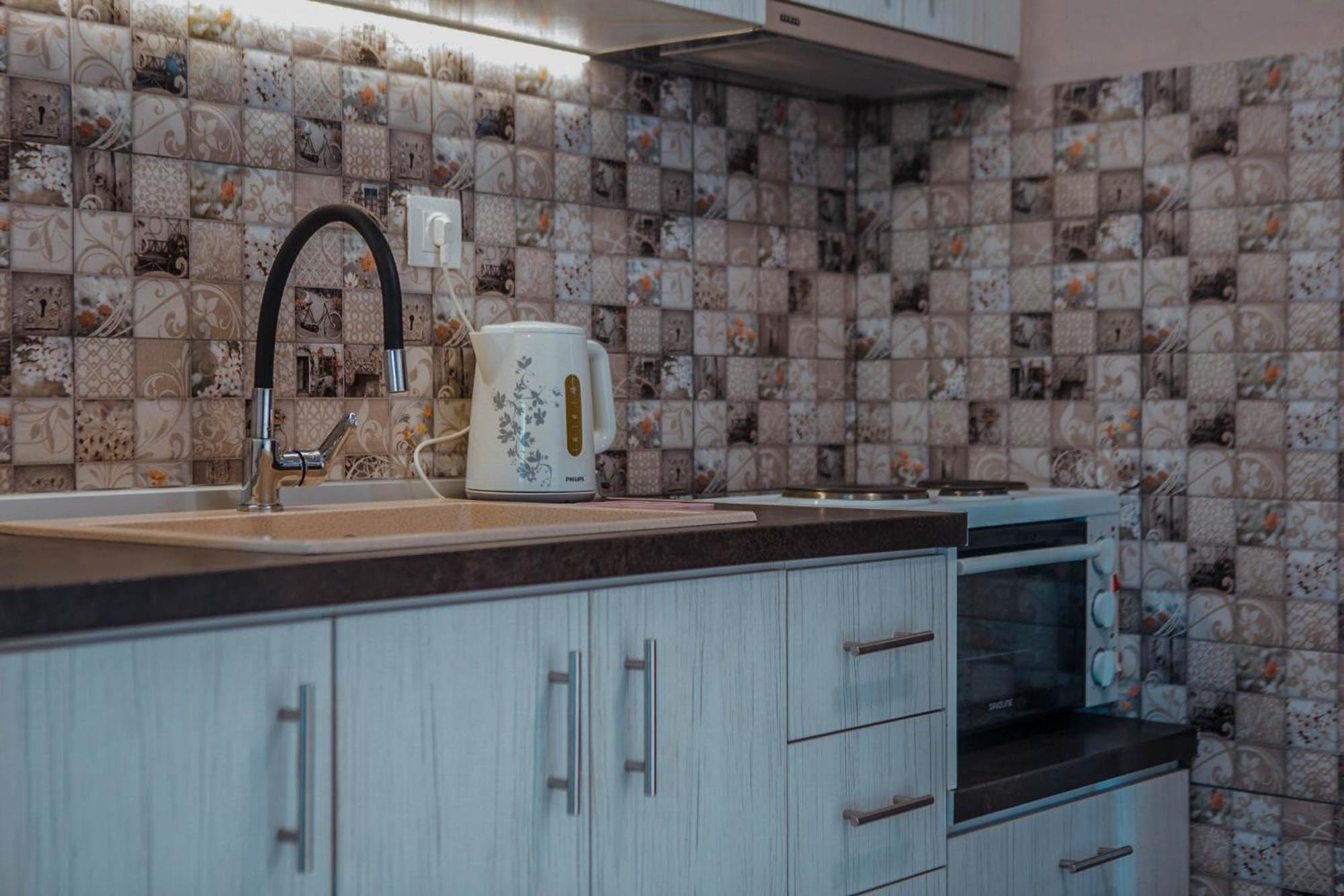 House Christina Apartment Вурвуру Екстериор снимка