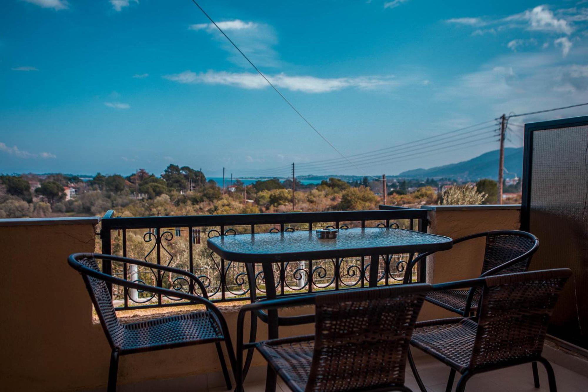 House Christina Apartment Вурвуру Екстериор снимка